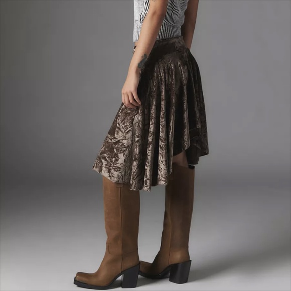 Urban Outfitters Crushed Velvet Mini Skirt Brown Small - Picture 4 of 15